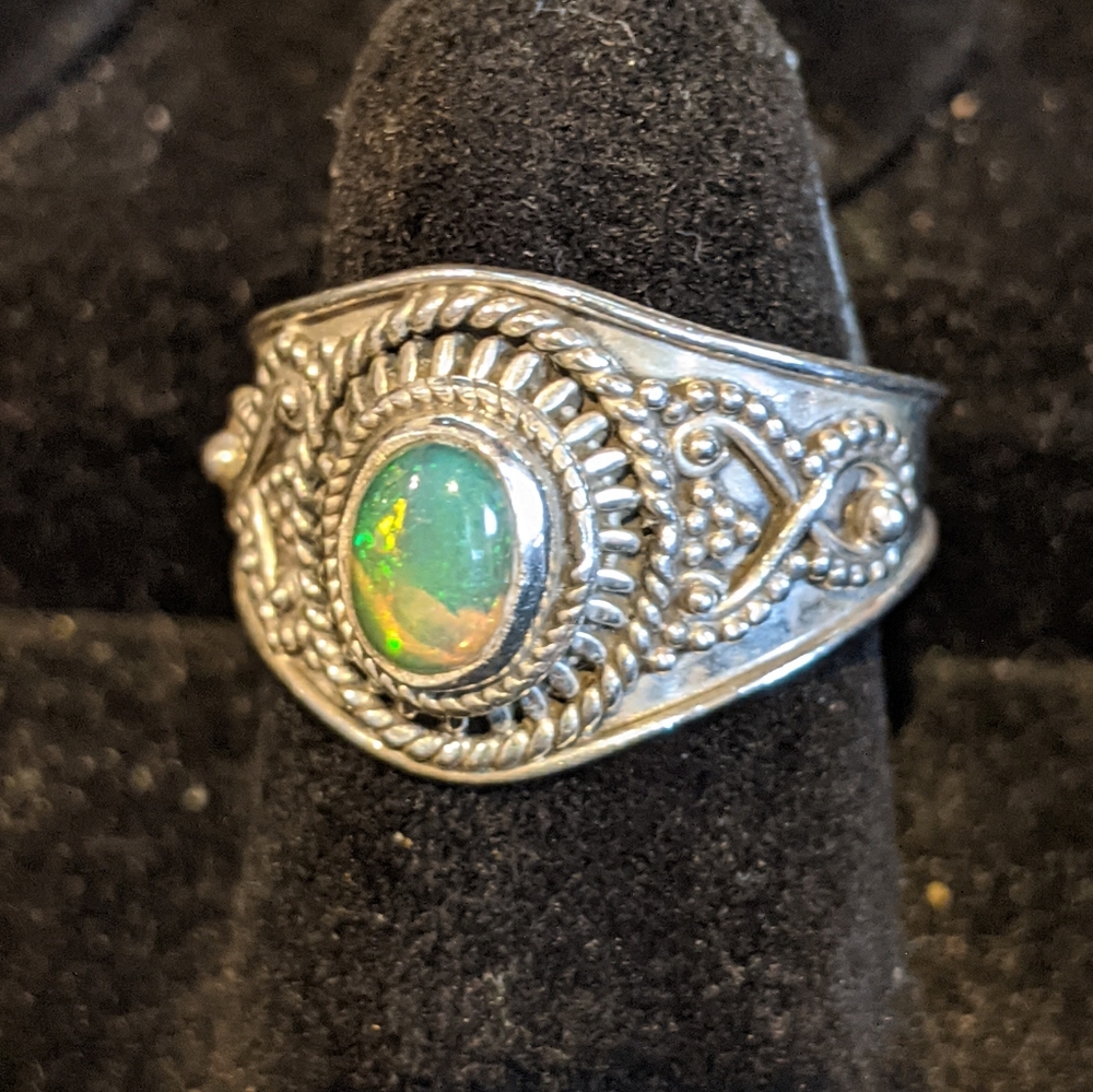Welo Ethiopian Opal, 925 Silver Ring, Size 8.5